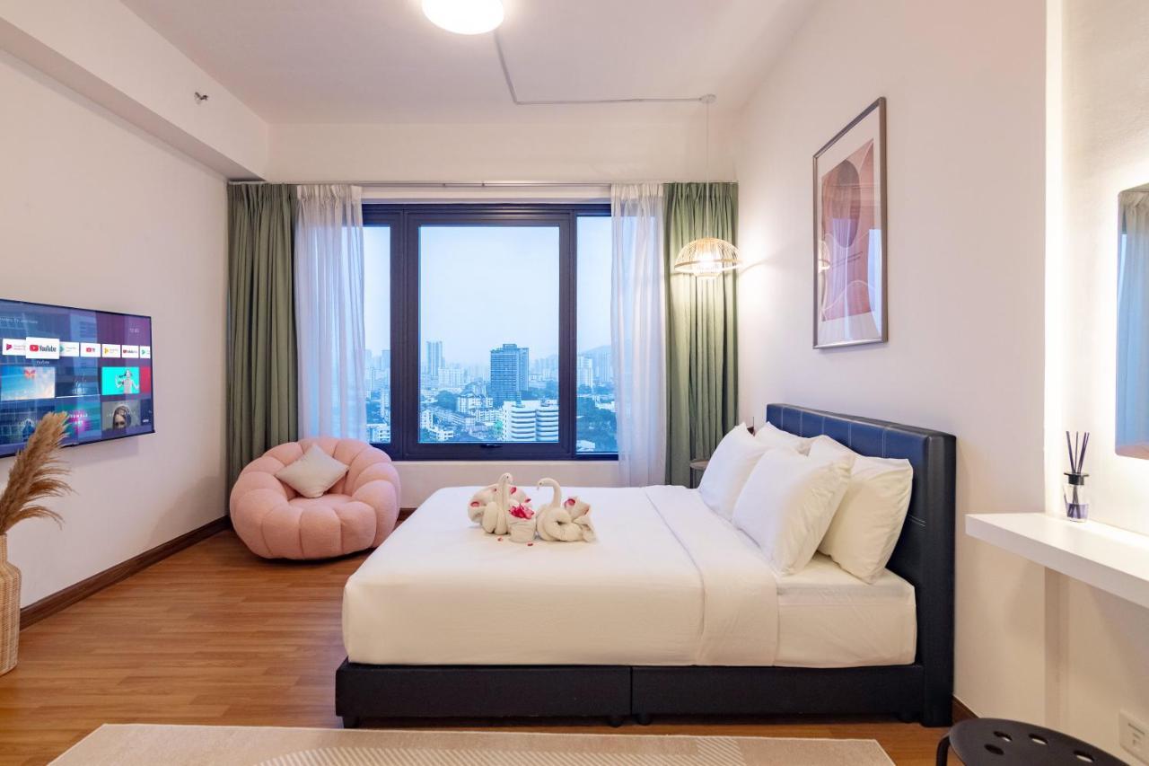 Tropicana 218 Macalister X Airlevate Suites George Town Exterior photo