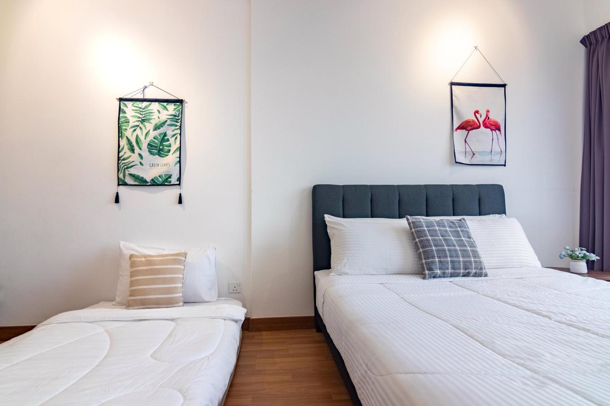 Tropicana 218 Macalister X Airlevate Suites George Town Room photo