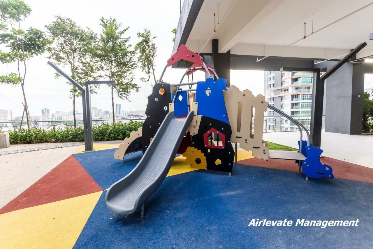 Tropicana 218 Macalister X Airlevate Suites George Town Exterior photo